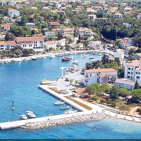 Vikendica Kamenica Im Mediterranen Stil Mit Innen- Und Aussenpool By Interhome *