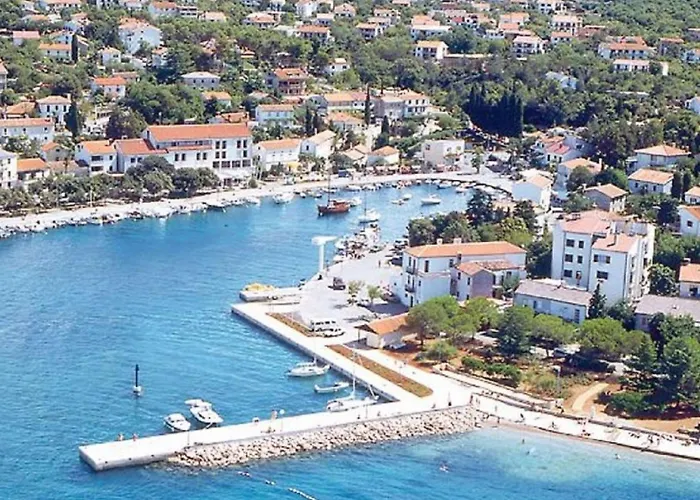 Ferienhaus Kamenica Im Mediterranen Stil Mit Innen- Und Aussenpool By Interhome *