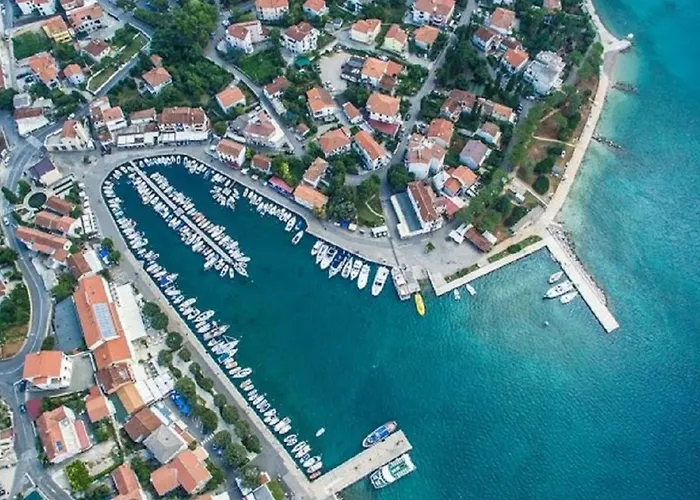 Ferienhaus Kamenica Im Mediterranen Stil Mit Innen- Und Aussenpool By Interhome