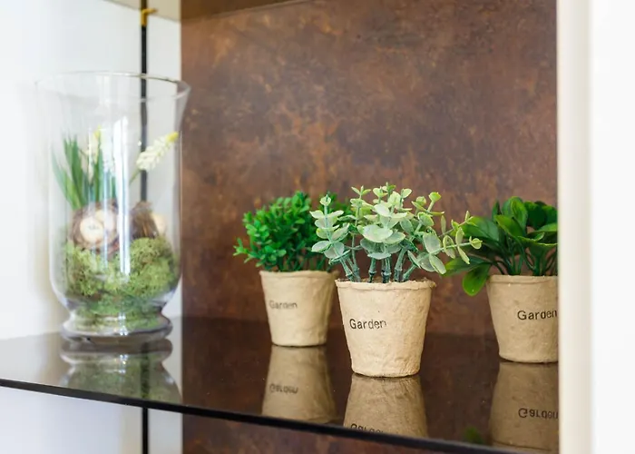 Kamenica Im Mediterranen Stil Mit Innen- Und Aussenpool By Interhome