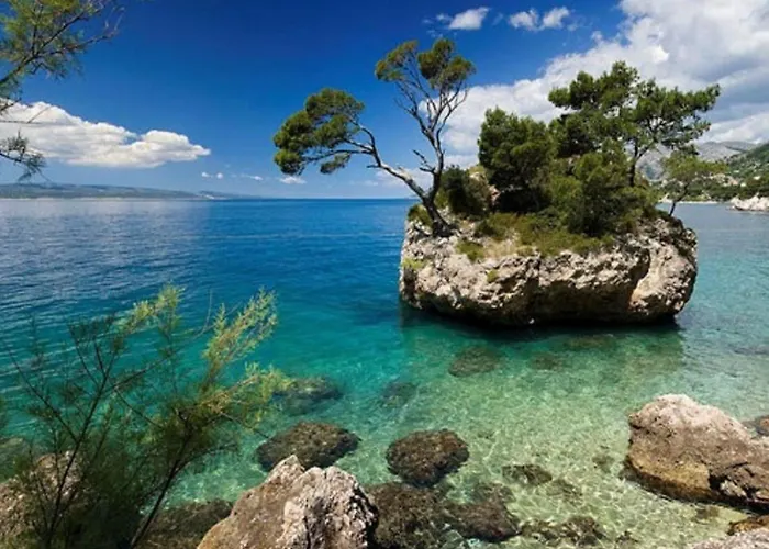 Kamenica Im Mediterranen Stil Mit Innen- Und Aussenpool By Interhome Nyaraló Kras